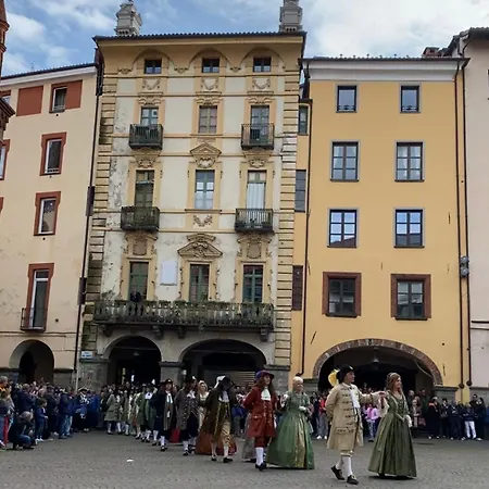 Medievale Apartamento Pinerolo